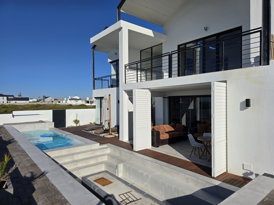 4 Bedroom Property for Sale in Dwarskersbos Western Cape